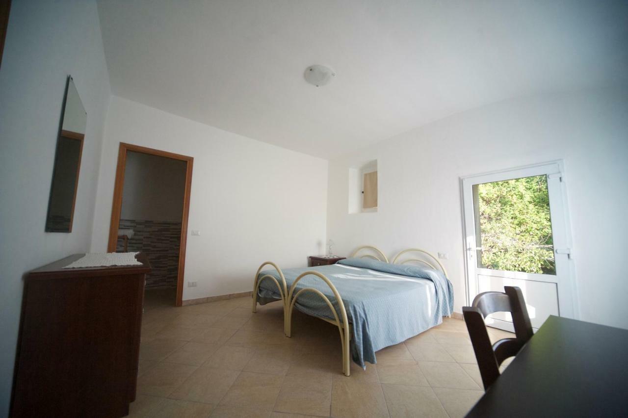 Bed and Breakfast Al Vecchio Convento Mare E Monti Ortonovo Exterior foto